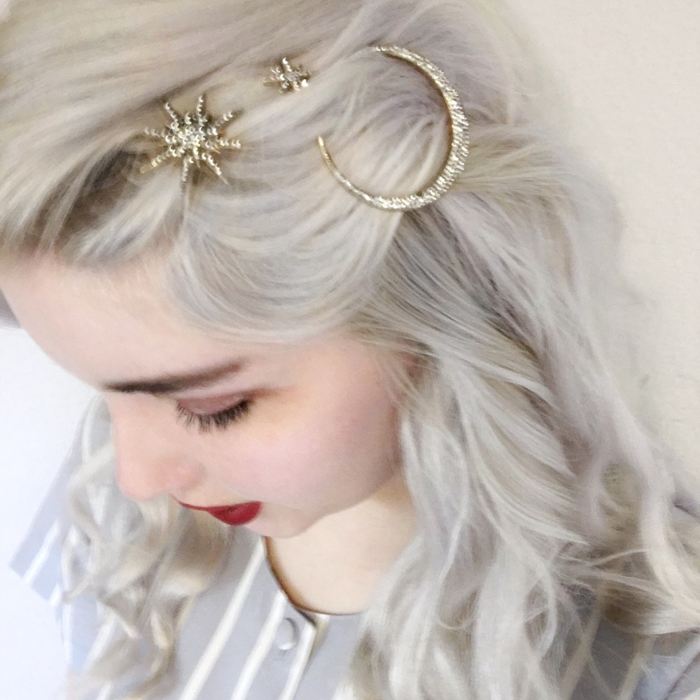 Back in stock! 🌙✨Moon and Stars Hair Accessories - Picture 4 of 4